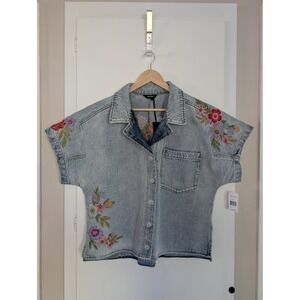 Driftwood Embroidered Denim Shirt Short Sleeve Floral Western Indie Boho NWT L
